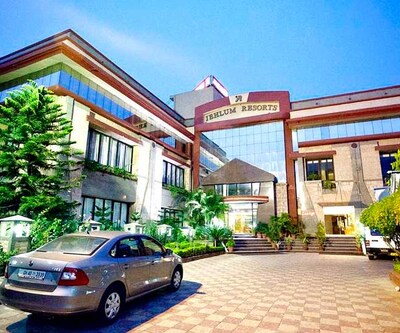 Jehlum Resorts
